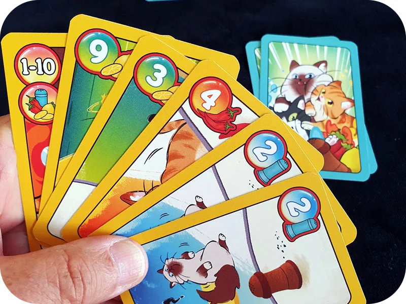 Componentes: Sweet & Spicy - El Lindo Juego de Cartas para 2 a 6 Jugadores | TOP TOYS
