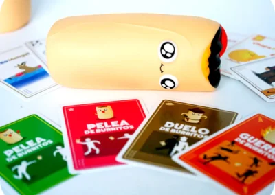 Componentes: Throw Throw Burrito | TOP TOYS