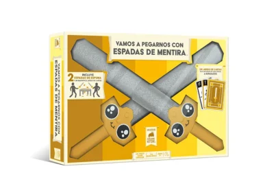 Vamos a Pegarnos con Espadas de Mentira